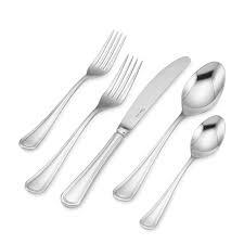 The brand has made dinnerware for the white house. A Stainless Steel Flatware Buying Guide 2021 Epicurious