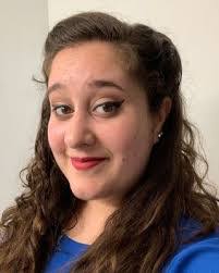 Leah Stark's Instagram, Twitter & Facebook