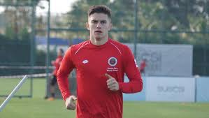 Berat ayberk özdemir futbol kariyeri. Fenerbahce Den Berat Ozdemir Icin 2 Milyon Euro Fener Alayi