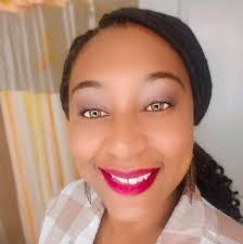 Jeanine James's Instagram, Twitter & Facebook