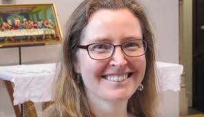 Vicky Davies's Instagram, Twitter & Facebook