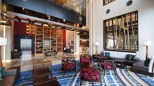 Hilton Garden Inn San Jose La Sabana Hotel Cr Lobby Sitting Area Interiores De Hoteles