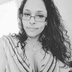 Lashaun Roberson's Instagram, Twitter & Facebook