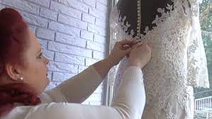 We did not find results for: Zwischen Tull Und Tranen Brautkleider Fur Kurvige Frauen