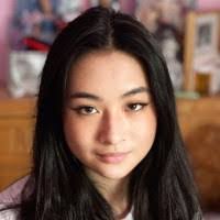 Winnie Quach's Instagram, Twitter & Facebook