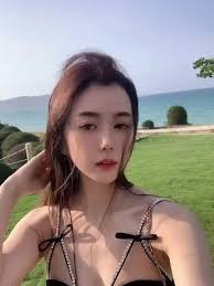 Profile for Angela Qi