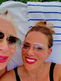 Probably one of the most beautiful moments I have ever seen. Nothing like  nature. 🌈 . . . . . #rainbow #ocean #cloud #grounding #nature #healing  #healthylifestyle #veredorganicbotanicals 📸 by : Vered Back