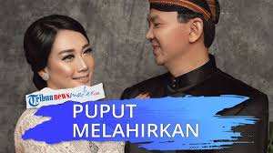 Kotoran bayi baru lahir berwarna kuning gelap, umum terjadi pada bayi yang diberi asi dan susu formula. Bayi Yang Lahir Di Bulan Januari Seperti Anak Ahok Disebut Akan Jadi Sosok Pemimpin Benarkah Tribun Manado