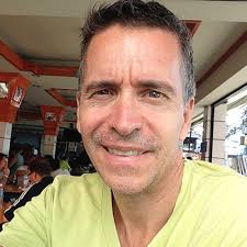 Take photos like Peter Lik