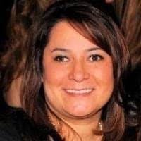 Doris Valdes's Instagram, Twitter & Facebook