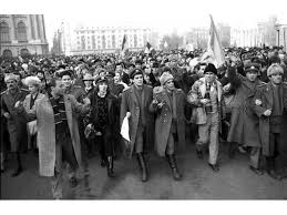 Cred ca am fost indirect responsabili pentru caderea imperiului sovietic. Un Moment De CotiturÄƒ Sfarsitul Regimului Comunist In Romania Si In Rdg