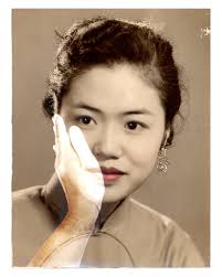 Jaclyn Wright (@jaclynrwright) speaking live at the opening of High  Visibility (Blaze Orange) at #FilterSpace.