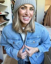 I just did my annual fall haul at Bass Pro Shops and I found some amazing  new pieces for fellow outdoor fall girlies. Plaid, shackets, denim