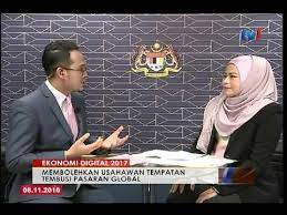 Parit sulong , batu pahat bölgesi , johor , malezya , simpang kiri'de küçük bir kasabadır nehir, muar 'nin 30 km doğusunda. Bersama Yb Datuk Noraini Ahmad Ahli Parlimen Parit Sulong 8 Nov 2016 Youtube