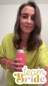 Megan Stinnett's Instagram, Twitter & Facebook