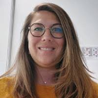 9 "Sandy Calais" profiles