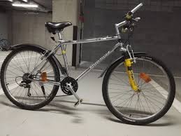 The sad news of the death of raymond poulidor was announced first by the sports paper, l'equipe last wednesday and the french public went into mourning, as did the cycling world. Vends Vtt Cycle Mercier Serie Poulidor 26 21 Vitesses Pneus Av Et Ar Neufs Voir Les Annonces Vivre A Tokyo