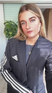 Deze blazer is nu nog beschikbaar!🕺🏼 Check IG: aemthelabel✨ #handmade  #handgemaakt #vintage #vintage #upcycling #vintageblazer #adidas  #adidasblazer #adidassleeves