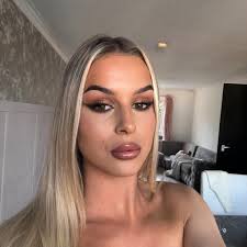 Dealing with unattractive coworkers