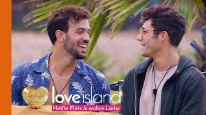 Besuch von danilo s mutter dijana will die villa verlassen love island staffel 3 24. Julia Yasin Danilo Haben Ein Date In Der Privat Suite Love Island Staffel 3 6 Youtube