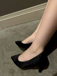 一年素足で履き続けた仕事用パンプス👠💜 - Luscio ラシオ