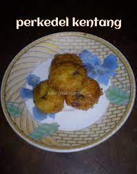 Kuliner malang ini buka pada pukul 08.00 dan tutup pada pukul 20.00. Perkedel Kentang Lemaripojok