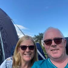 Hi , we've just bought a barracuda with a very firm Hypnos mattress which  is too firm us. Has anyone got a soft one they would like to swop. Thanks