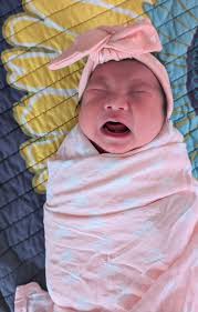 Can someone please make newborn pics with this please and thank you