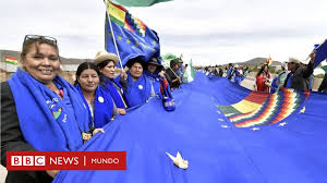 Get latest chile vs bolivia highlights at footysaga. La Bandera Mas Grande Del Mundo Que Desplego Bolivia Para Reclamar A Chile Una Salida Al Mar Bbc News Mundo