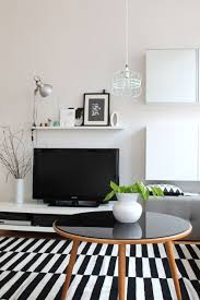 Black White Tags Schwarz Ikea Wohnzimmer Weiss Bilderleiste Tv Wand Stockholm Teppich Wohnzimmer Dekor Modern Ikea Wohnzimmer Weisse Zimmer