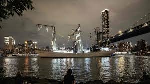 Zuri bella rose desnuda