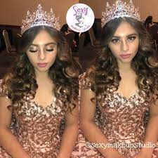 20 Absolutely Stunning Quinceanera Hairstyles With A Crown Quinceanera Hairstyles Pretty Quinceanera Dresses Quince Hairstyles