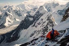 而 k2 是國際上最常見的名稱，源自1856年西方探險隊首次考察此地區時，標出了 喀喇崑崙山脈 自西向東的5座主要山峰，各以k1至k5命名。 其餘四座分別是 瑪夏布洛姆峰 （k1）， 布洛阿特峰 （k3）， 加舒爾布魯木ii峰 （k4）與 加舒爾布魯木i峰 （k5）。 éžæƒ…ã®å±± K2å±±é ‚ã‹ã‚‰ã®ã‚¹ã‚­ãƒ¼æ»'é™ åˆæˆåŠŸã®ç‰©èªž Nikkei Style