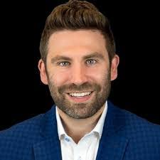 Chris Degennaro's Instagram, Twitter & Facebook