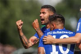 Gegner ist kein geringerer als der fünfmalige champion fc schalke 04. G9hsuxei3dk80m