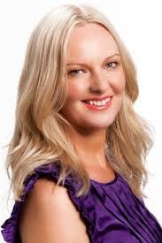 Rebecca Poulson's Instagram, Twitter & Facebook