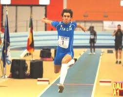 Qui si cambia passo, con la seconda misura mondiale ed europea dell'anno a un centimetro dal 6,56 della iapichino a savona, a poche settimane dalle due rassegne di categoria (europei u20 a tallinn, mondiali u20 a. Salto Triplo Dallavalle Sfiora Un Clamoroso Bis Al Triangolare Under20