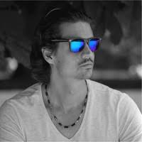 60+ "Stephen Julien" profiles