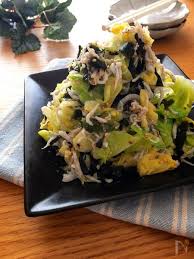 白だしで味が決まる 春キャベツとわかめとしらすの爽やかナムル by ともきーた 伊藤 智子 レシピサイト nadia ナディア プロの料理家のおいしいレシピ レシピ レシピ 料理 レシピ しらす レシピ