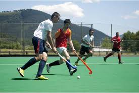 Un match se joue en quatre périodes de 15 minutes entre. Hockey Sur Glace Vs Hockey Sur Gazon Le Match Conseils D Experts Fnac