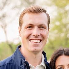 Jennifer Kalan's Instagram, Twitter & Facebook