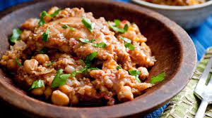 Chickpea Tagine With Chicken And Apricots Tagine Chicken Tagine Tagine Recipes