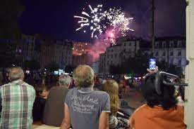 7 bis place de l'hôtel de ville. Feu D Artifice Le 13 Juillet Annonay Ardeche