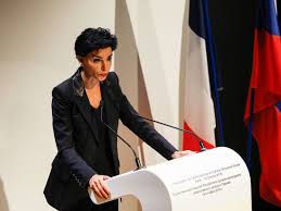 A nous deux, paris ! Rachida Dati Devoile Le Sms Genant Que Francois Hollande Lui A Envoye Femme Actuelle Le Mag