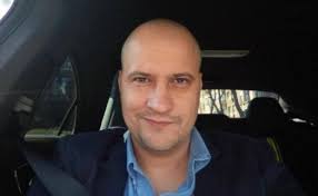 Șerban sebastian huidu (born july 16, 1976 in bucharest) is a romanian radio and tv star. È™erban Huidu Schimbare RadicalÄƒ De Look B365
