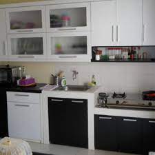 Merancang dan memberikan tampilan desain dapur minimalis sederhana sekaligus elegan ini memang wajib kita lakukan, tentunya secara individual kita semua ingin tampilan yang cantik dan indah pada ruangan. Desain Dapur Kecil Dan Sederhana Cek Bahan Bangunan