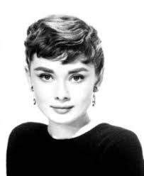 Short hairstyles are perfect for women who want a stylish, sexy, haircut. Women With Short Hair Are Beautiful 10 Attractive Actresses With Short Hair Bellatory Fashion And Beauty
