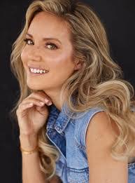 Sasha Gardner's Instagram, Twitter & Facebook