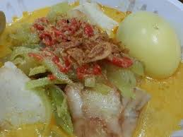 10.585 resep tahu kuning ala rumahan yang mudah dan enak dari komunitas memasak terbesar dunia! Ketupat Sayur Tahu Telor Daftar Harga Menu Ketupat Gloria Gambar Review Rasa Paket Promo Foodierate