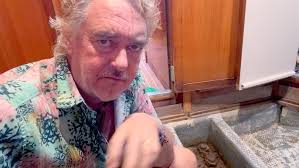 SSL 107 ~ Two Chairs